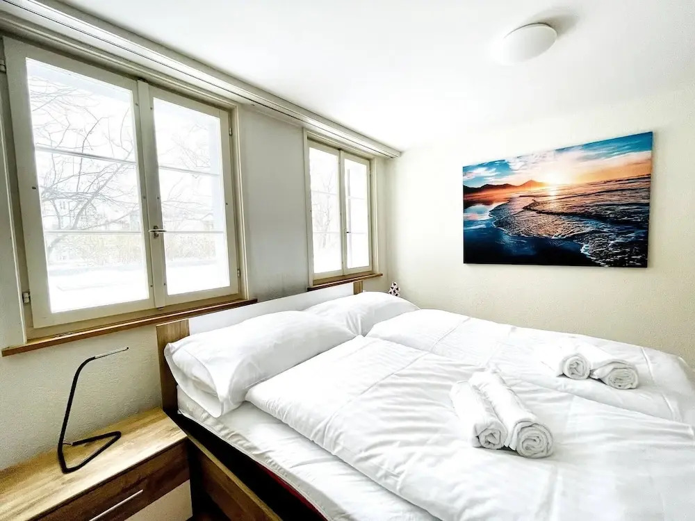 Beautiful Old Building Apartment In The Center
