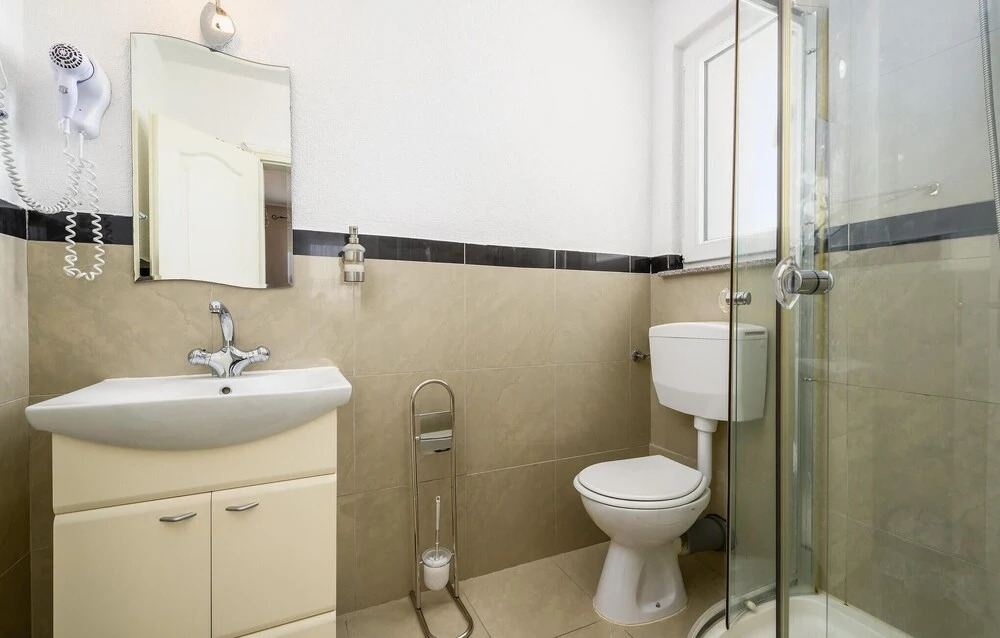 Nice Home In Valtursko Polje With Sauna