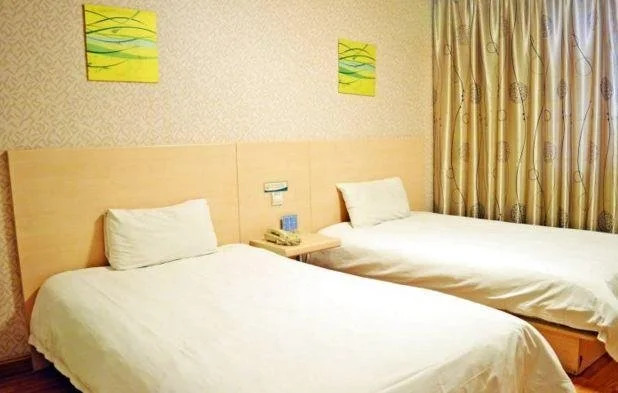 Eaka Hotel 365