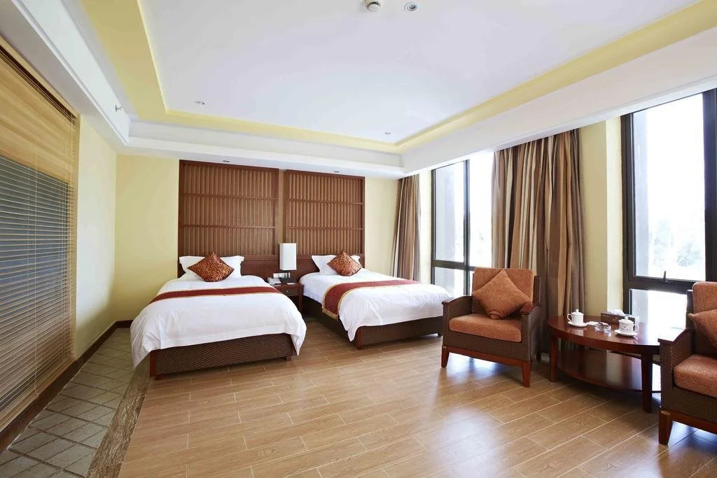 Dongshan Pearl Island Hotel