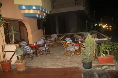 Royal City Hotel