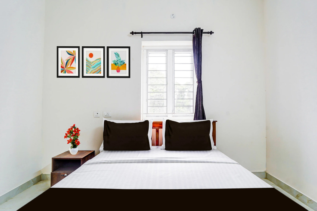 Super Collection O RS Puram North Railway Station Formerly RG Residency