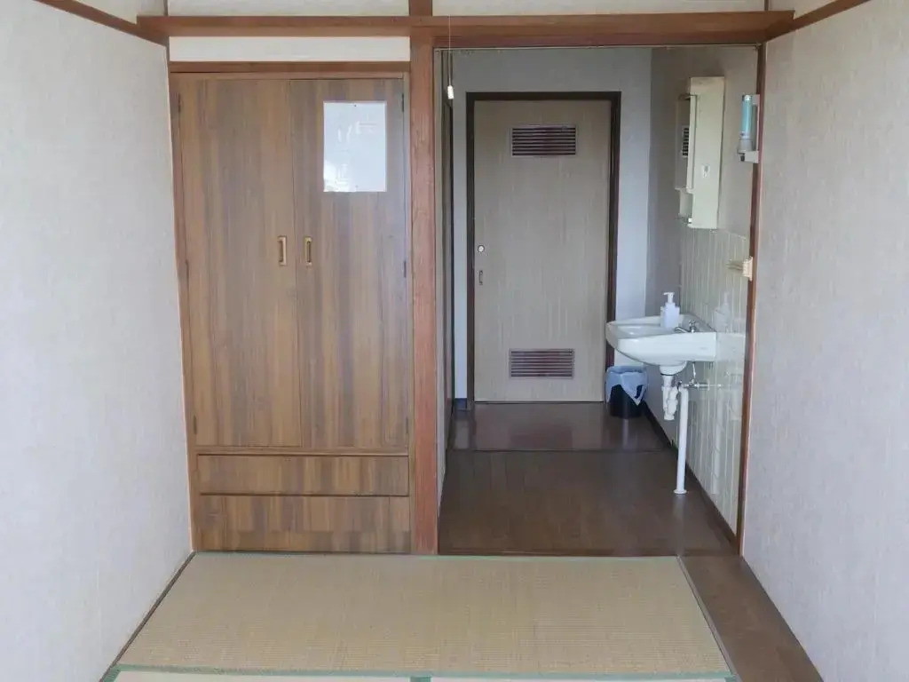 Kobe Guesthouse