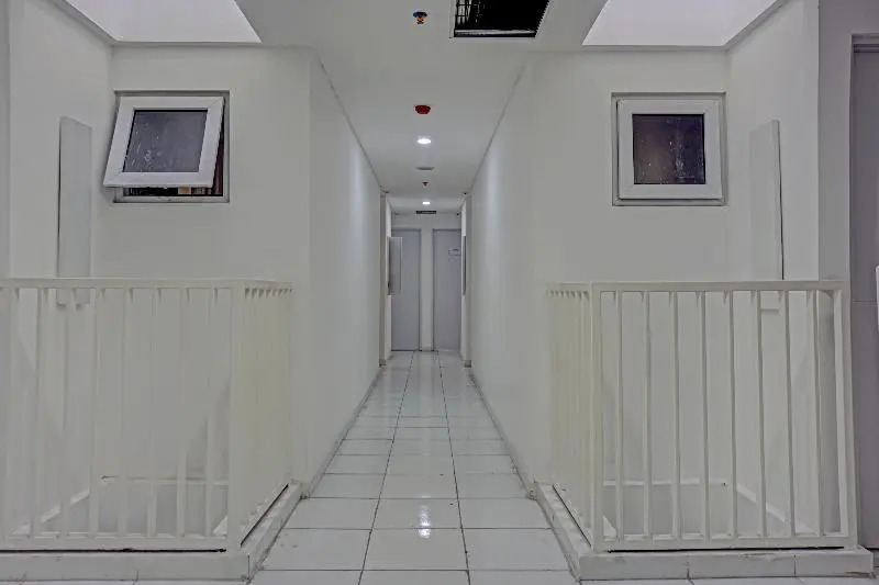 OYO 90120 Bolang Room