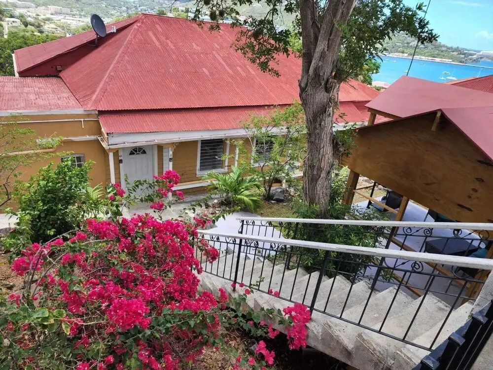 Historical Cornerstone Inn
