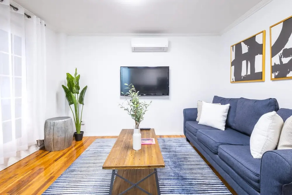 26-1c Gramercy Large 1BR WD