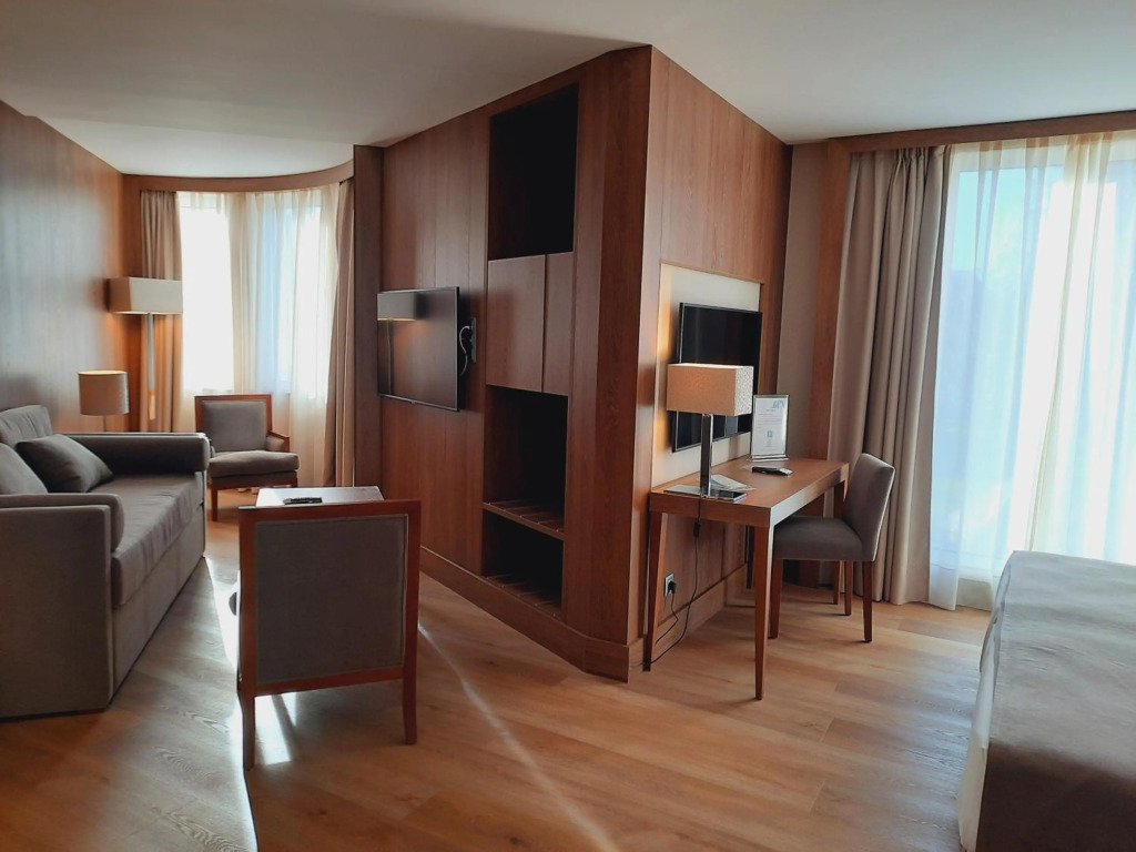 Отель Gran Hotel Balneario De Puente Viesgo