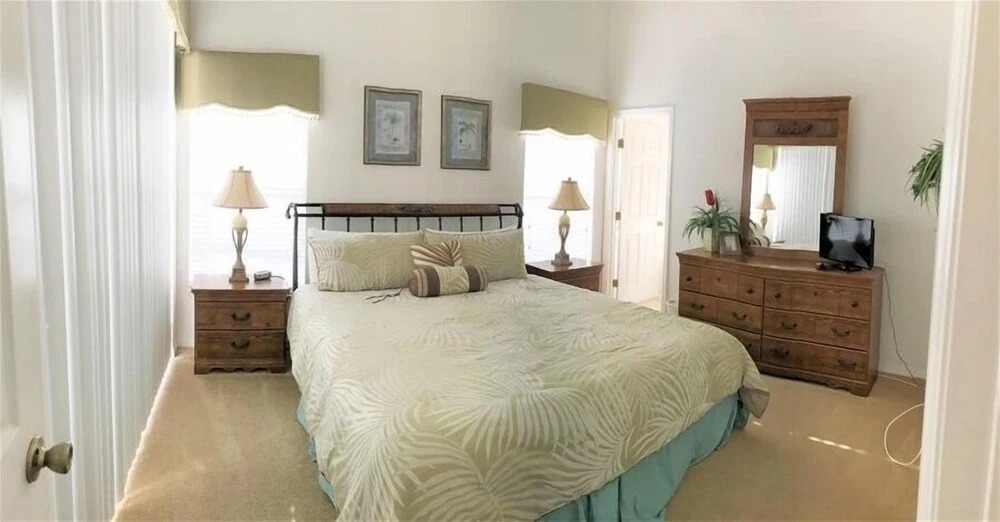 Disney Area Pool Home 35ms 4 Bedroom Home by Redawning