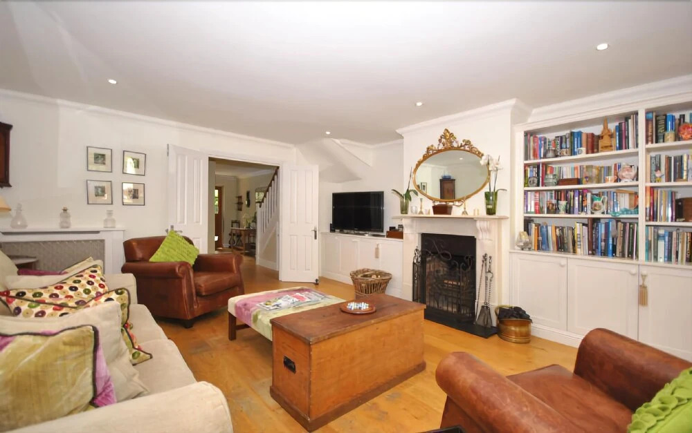4 Chartwell Mews, Midhurst 76779