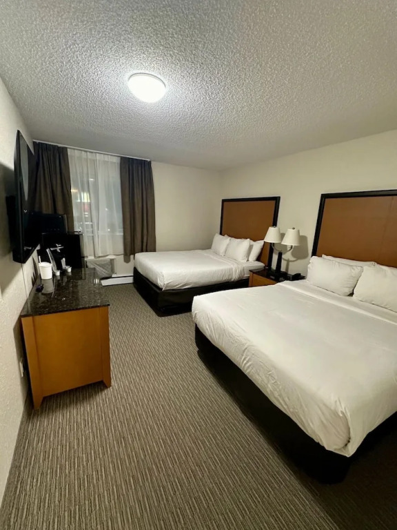 Anavada Inn & Suites - Grande Prairie