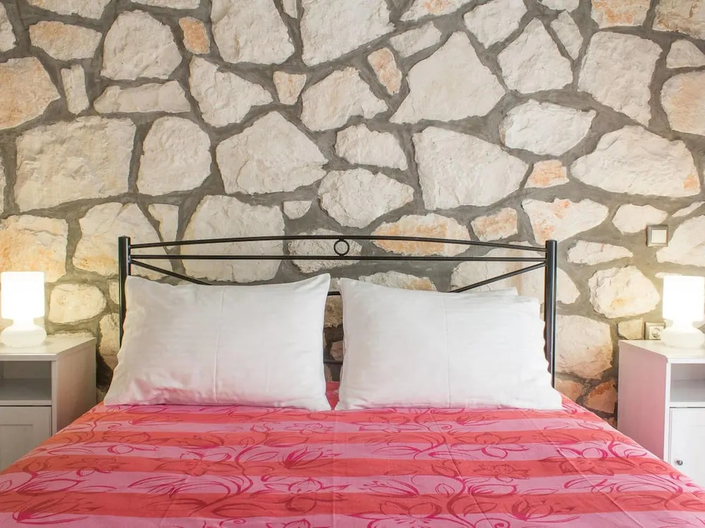 Lovely villa in complex of 2 separate villas, close to Laganas sandy beach