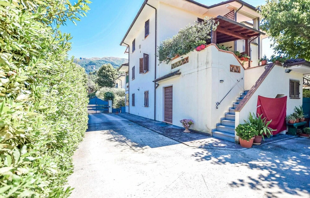 Awesome Home In Camaiore With Wifi