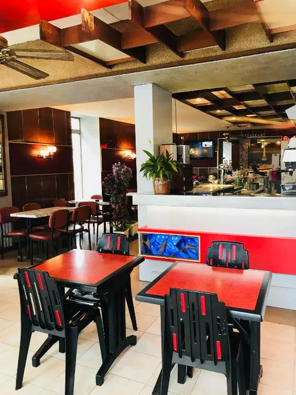 Hôtel restaurant Le Parisien