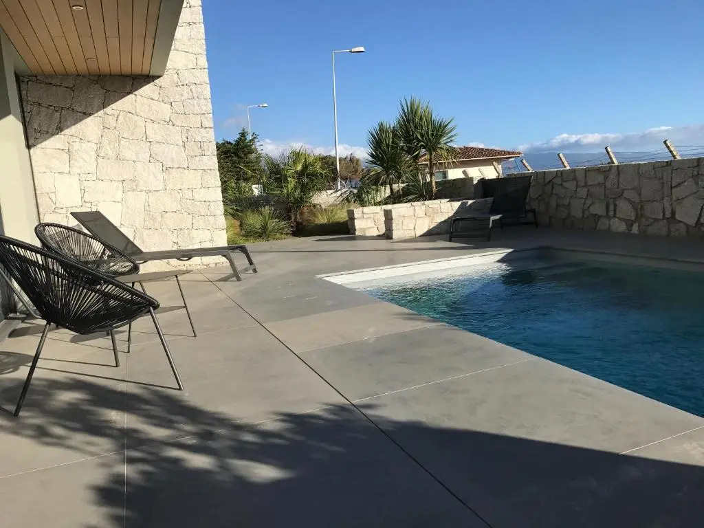 Villa dexception, piscine, vue mer, plage à 100M