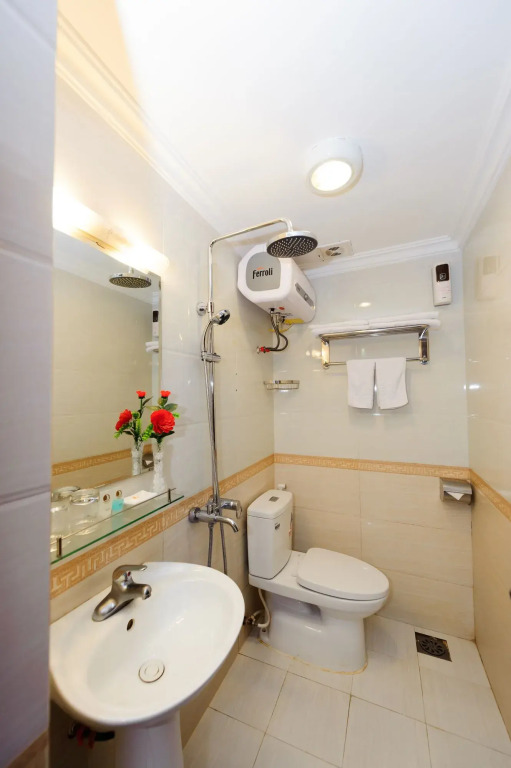 Khách sạn Hướng Dương