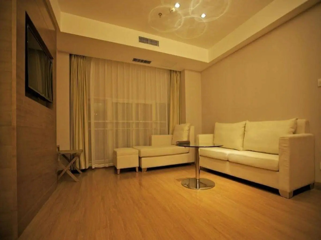 JI Hotel (Wuhan Guanggu Plaza)