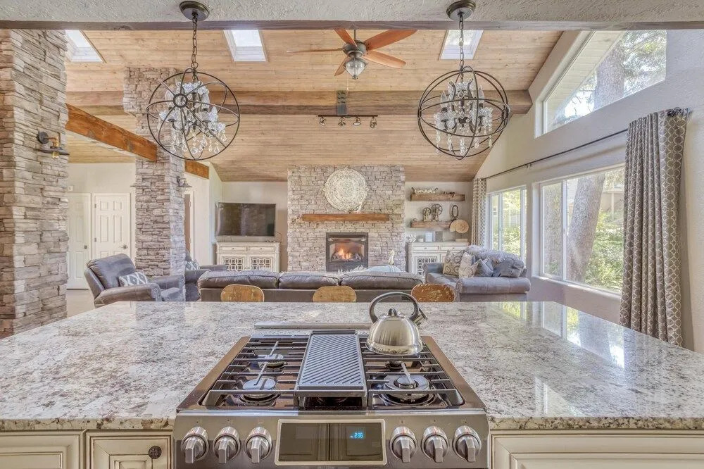 Stunning Ocean Views and Hot Tub Retreat - Elegant Coastal Sanctuary