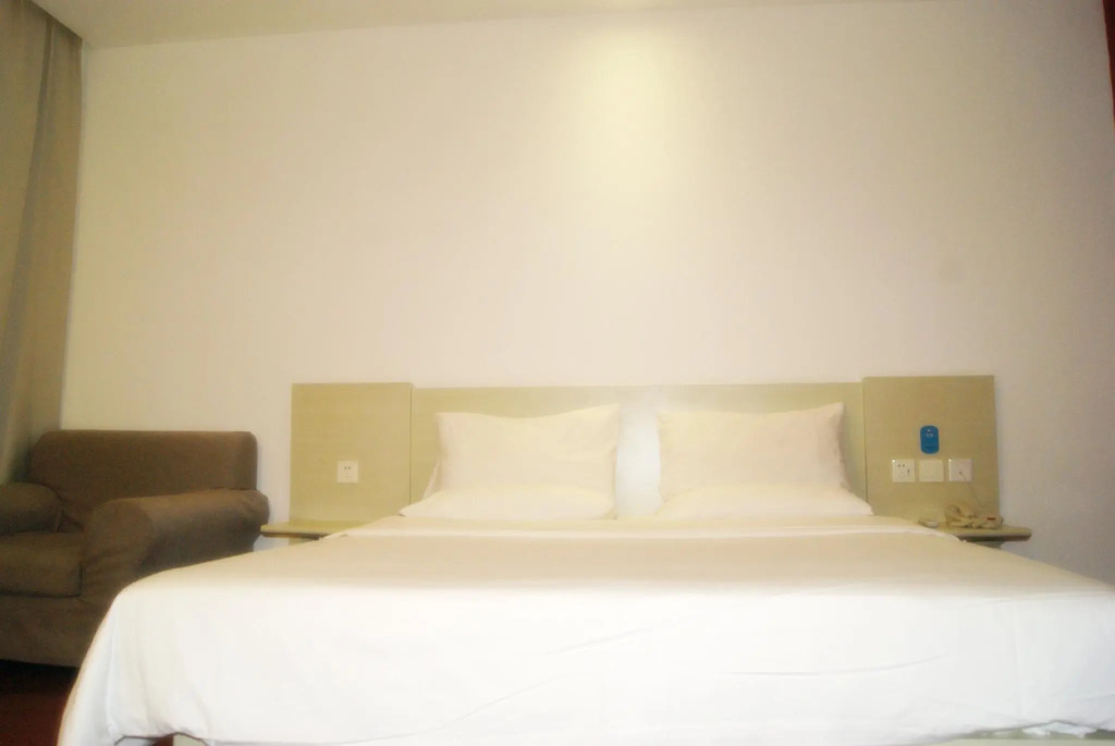 Hanting Hotel Tianjin Hangu Stadium