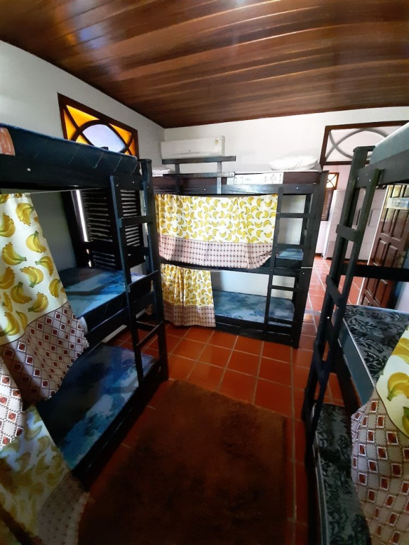 Macaco Surf Hostel