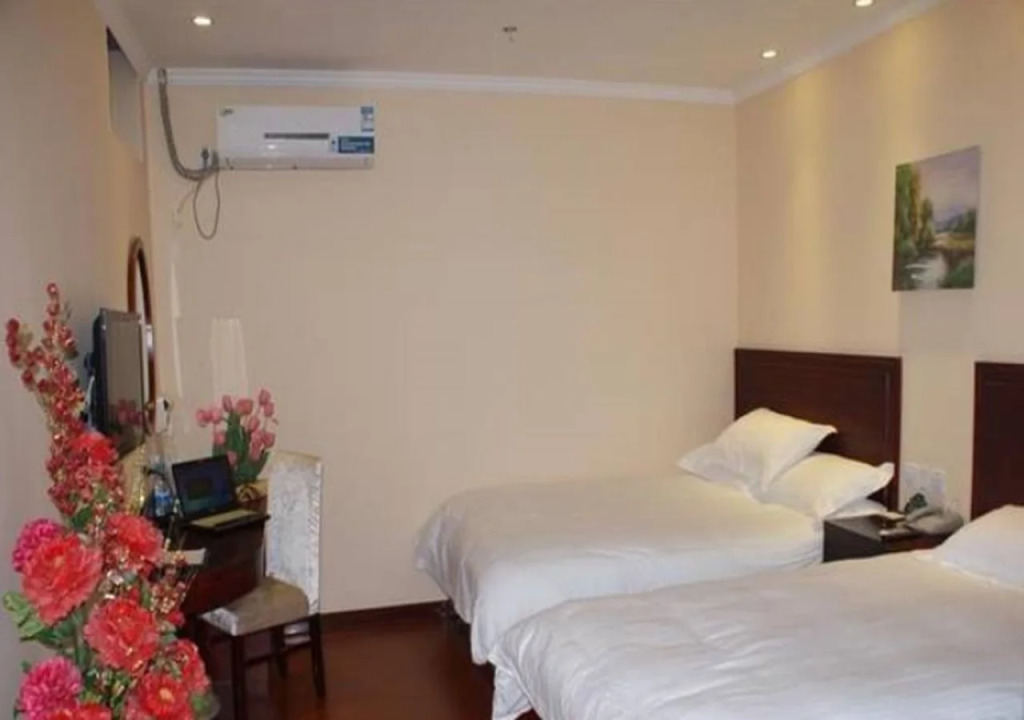 GreenTree Inn Jiangsu Yangzhou Jiangdu Bus Station Express Hotel