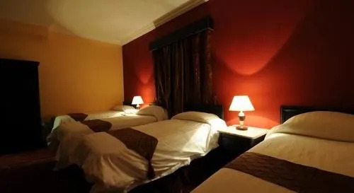 Zahra White Palace Hotel