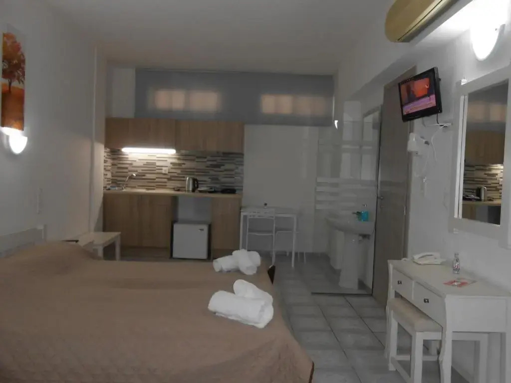 Aristo Apartments