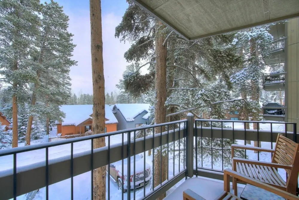 Scandi Chic Condo near Main Street