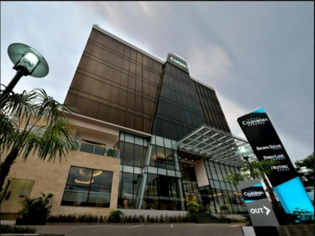 Hotel California Bandung