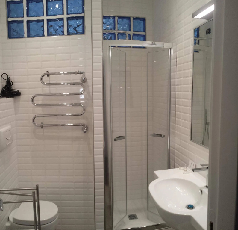 EMIs Guest House