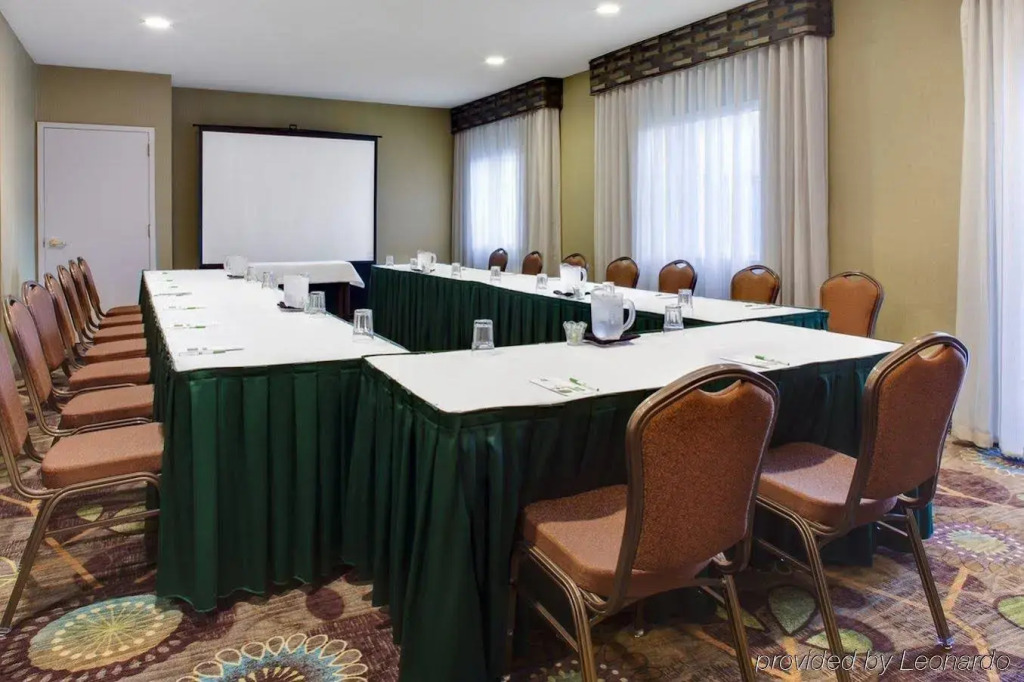 Holiday Inn Hotel & Suites Overland Park-West by IHG