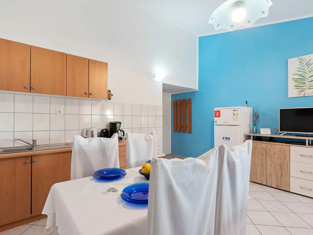 Holiday Home in Jasenice Near Maslenica Beach