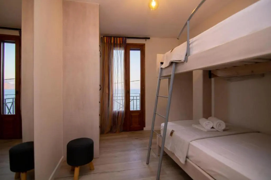 The Island House By Plakalona Villas & Apartments