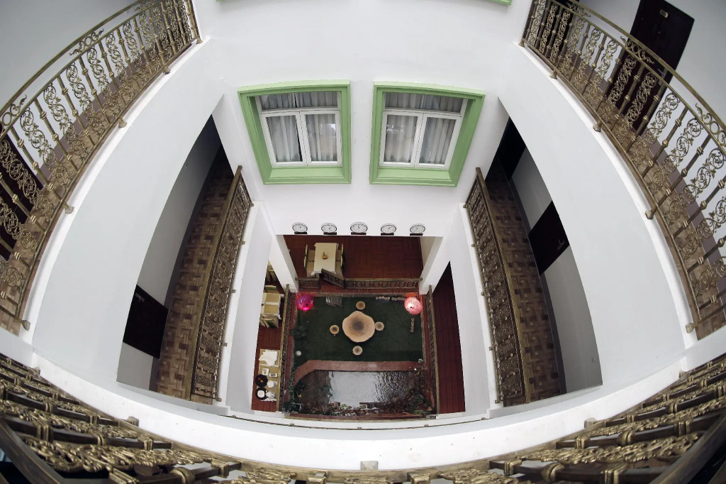 Virtue Highland Hotel