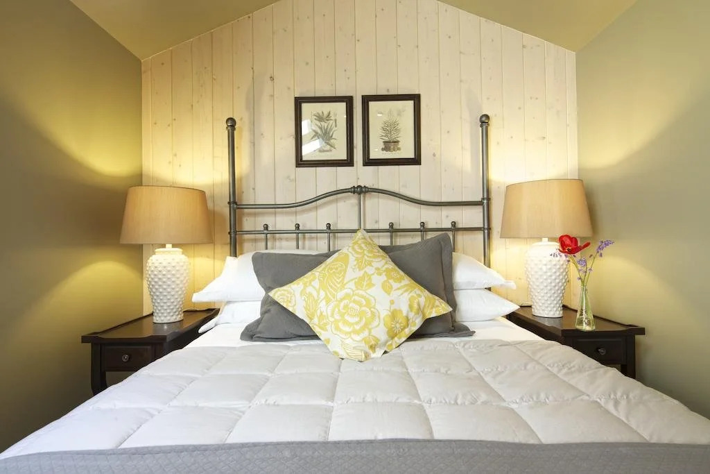 Hedgerow House B&B