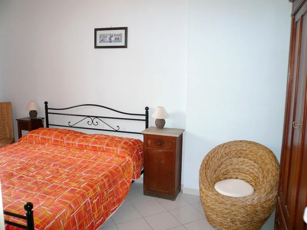 Apartment With 3 Bedrooms in Riposto, With Enclosed Garden and Wifi - 100 m From the Beach