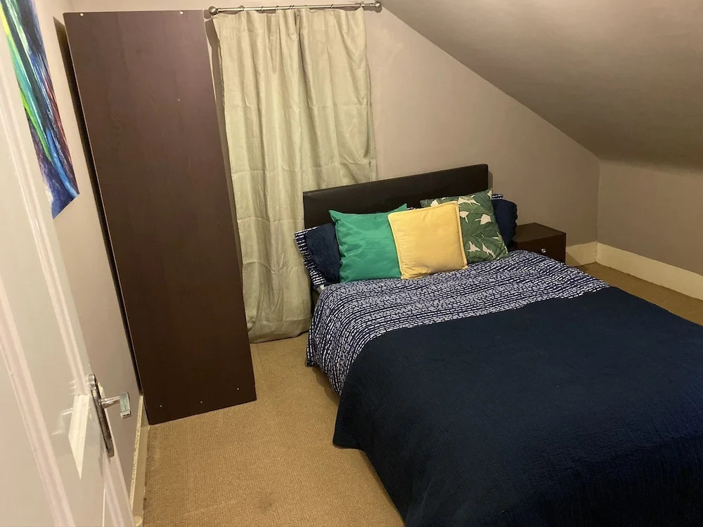 Cozy Holiday Home in Folkstone Near Folkestone Harbour Arm