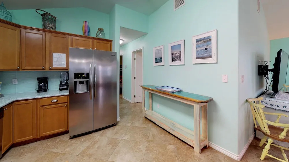 Orange Flamingo 3 Bedroom Home