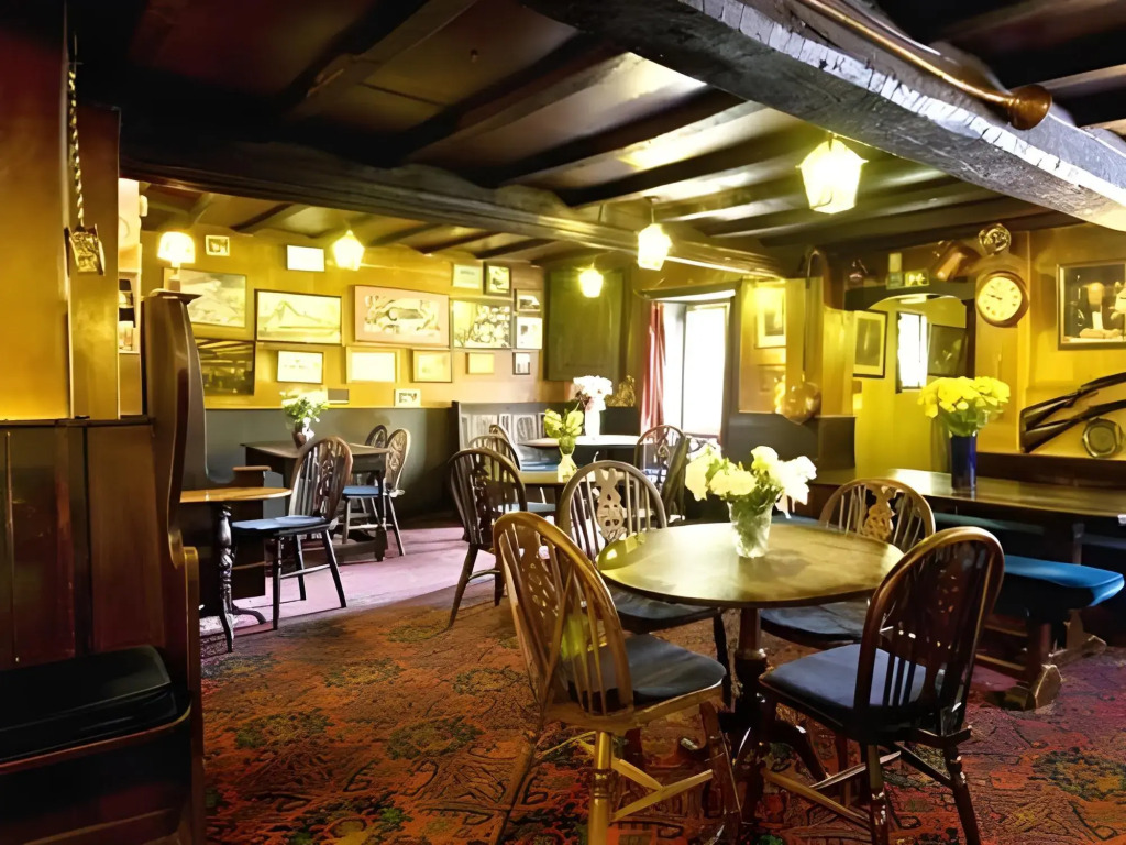 The Nobody Inn