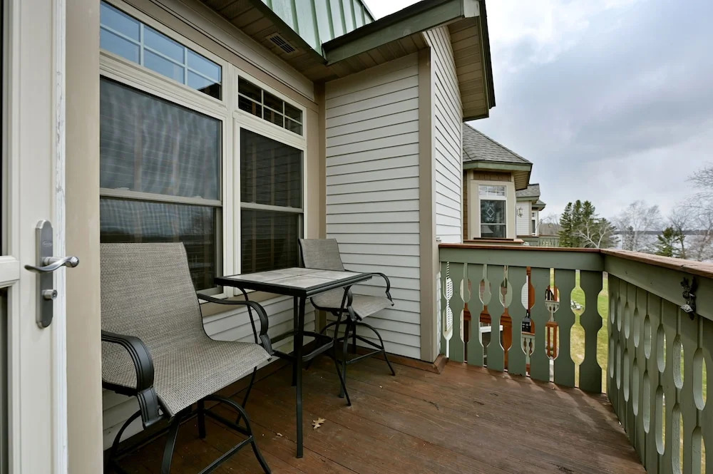 Unit 433a 1 Bd 1 Ba Condo 1 Bedroom Condo by RedAwning