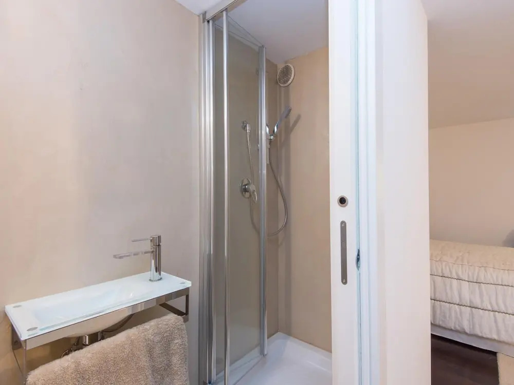 Rsh Pantheon Luxury Hi Tech Apartment