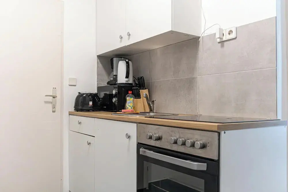 Charming 1BR Getaway Central Meidling