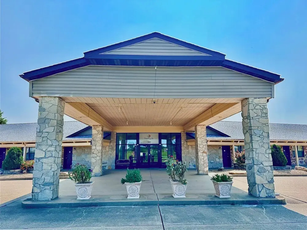 Owensville Inn