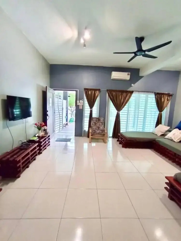 Ipoh Meru Animation Stay by Grab A Stay