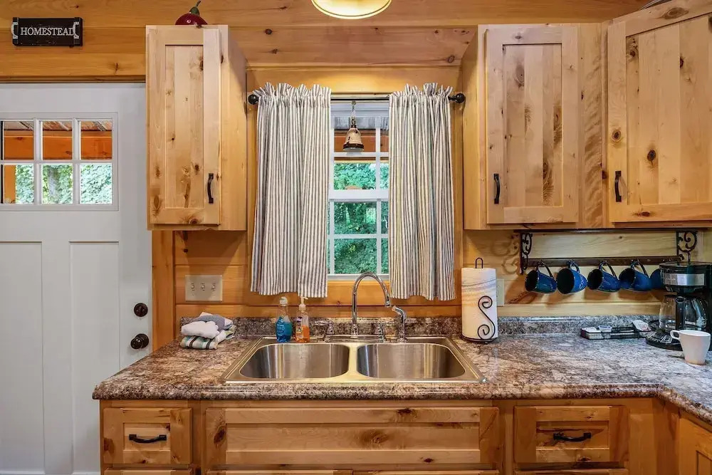 The Homestead 2 Bedroom Cabin