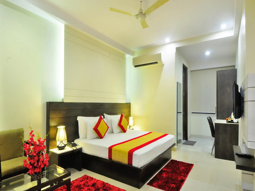 Hotel Sky Rich International
