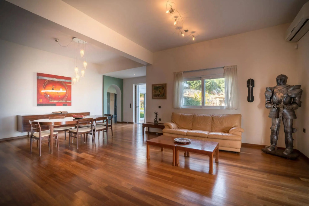 Serenus Luxury Villa
