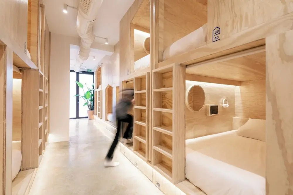 Colo Colo Hostel Valencia - Single Private Beds