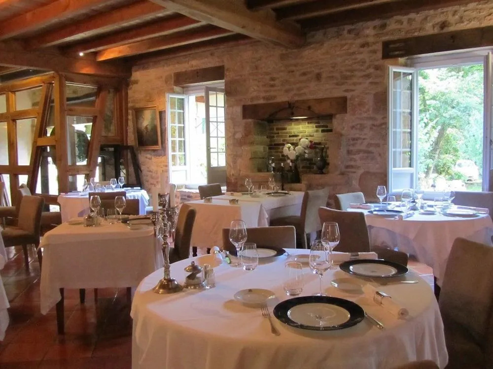Logis Hôtel Le Moulin de la Beune