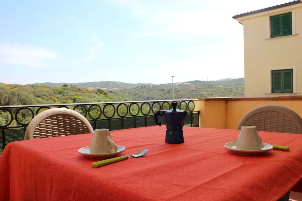 Lampara Apartments