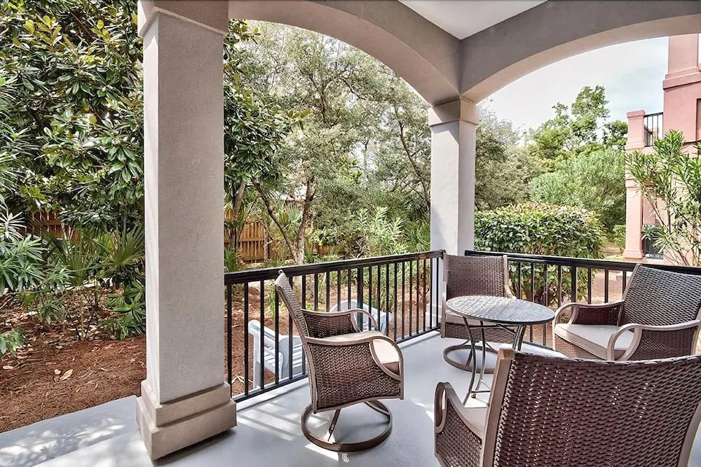 DESTIN BEACH THERAPY 4 Bedroom Holiday Home by Five Star Properties
